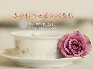 Unduhan template slideshow cinta yang indah dengan cangkir kopi dan latar belakang mawar