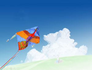 Modello ppt dell'aquilone volante dell'erba del cielo blu e delle nuvole bianche