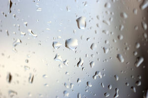 su damlacıkları HD fotoğrafın üzerine Bulanık cam (8 fotoğraf)