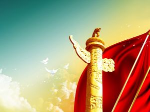 Czerwona flaga błękitne niebo chiński gołąb pokoju stół święto narodowe obraz tła
